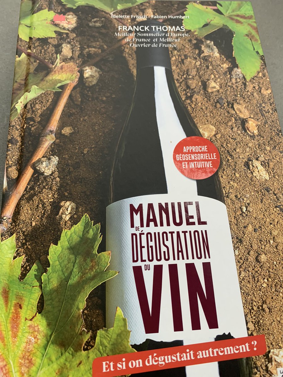 Ceux qui souhaitent découvrir le vin sous l’aspect tactile et intuitif, trouveront dans cet ouvrage de Franck Thomas Scag  les clés de cette approche du vin innovante, mais également une série d’interview de personnalités du vin passionnantes.

 #noel