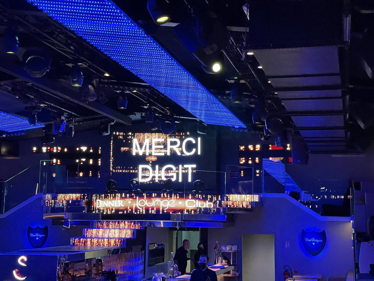 GroupeDIGIT's tweet photo. Vendredi soir, nous avons pu retrouver une grande partie de la Team DIGIT au So Club à Rouen #sorouen 🎉🥂
https://t.co/hHQzLNMaAI
#digitnormandie #digitparis #normandie #paris #idf #job #team #informatique #it #makeworkfun #code #developpeur https://t.co/ec8alWFF44