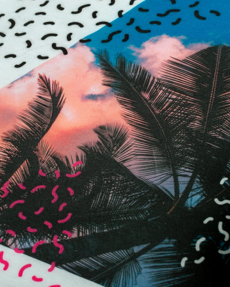 ThePrintingNet1's tweet photo. With the ability to easily print designs that combine photography and graphics like this one, the sky really is the limit to what you can do! 🙌

We always get excited when we see something completely original, what do you think of this one? https://t.co/caFj0NjelK
