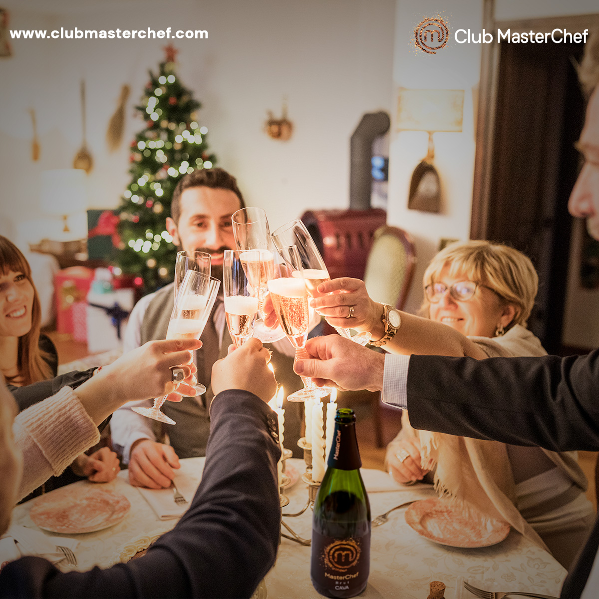 masterchefvinos's tweet photo. ¡En momentos de celebración MasterChef Brut! 🥂Brinda con nuestro cava de la finca Heretat Vall-Ventós, ideal para aperitivos y cócteles 🍾
#masterchefbrut #cavabrut #cava #cavamasterchef #clubmasterchef https://t.co/vRc3kDRJ6F