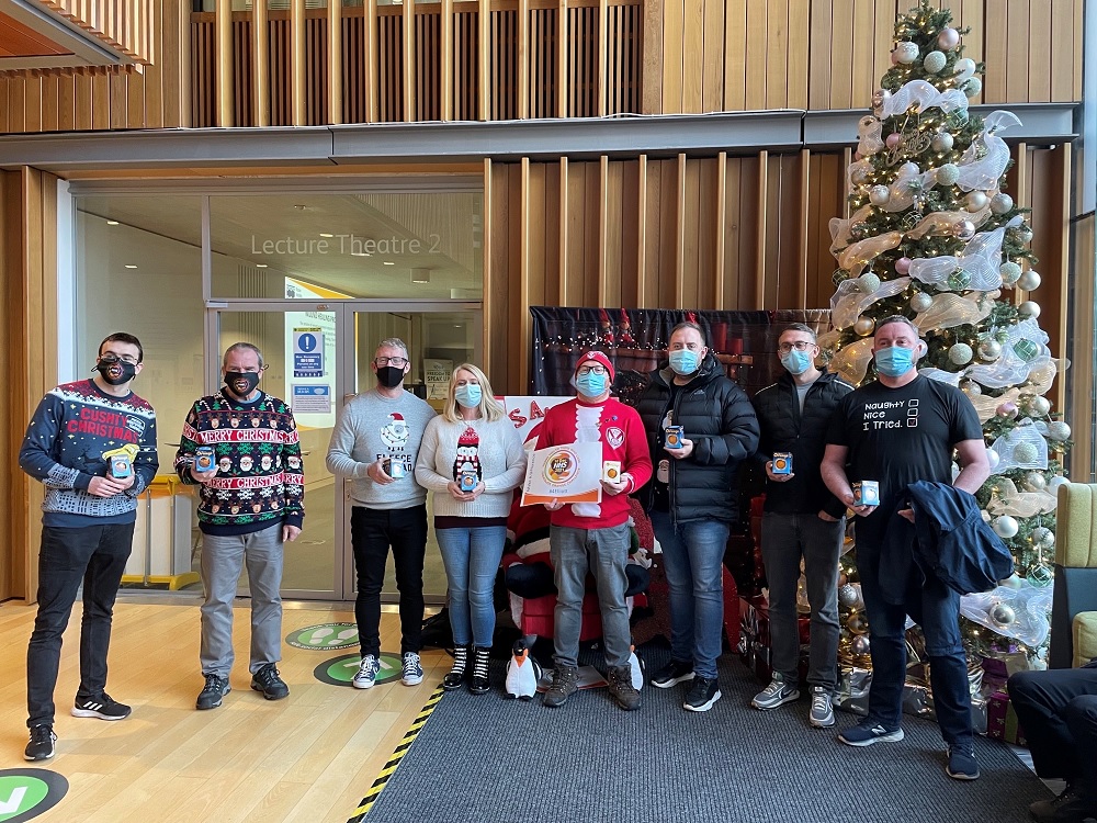 A huge thank you to the brilliant Chocolate Orange Team 🍊 <a href="/chocoranges/">Chris Lamb</a> for yet another delivery to Alder Hey Staff for Christmas 🎄💙 Chris's journey at Alder Hey started in December 2010, when he lost his 4yo son Elliott... [THREAD]