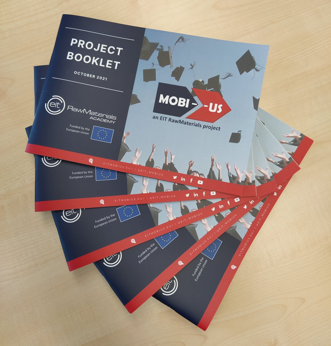 EIT_MOBIUS's tweet photo. 📢The most complete publication about MOBI-US project is now available for download! Click on the link below to learn about the mobility options, MSc programs involved, course descriptions, admission &amp; administration procedures...and more!
👉 https://t.co/sw6OAGcu5J https://t.co/5uRgxOQdCa