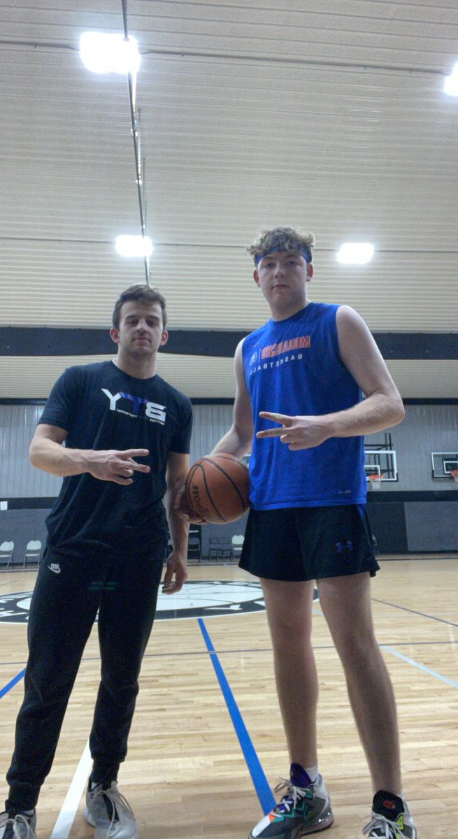 My guys back in town for a couple weeks, getting right back after it with an early morning workout🏀
<a href="/jtchrist22/">Jack Christian</a>