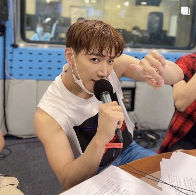 MINJUNLOOKS2's tweet photo. #JUN_K #준케이 #2PM https://t.co/olwNGQr5Hb