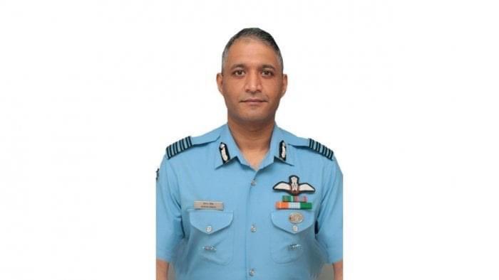 RajdeepsinhBih2's tweet photo. Extremely saddened by the demise of the braveheart lone survivor of #TamilNaduChopperCrash Group Captain #VarunSingh 🙏 https://t.co/RGwv0HglJG