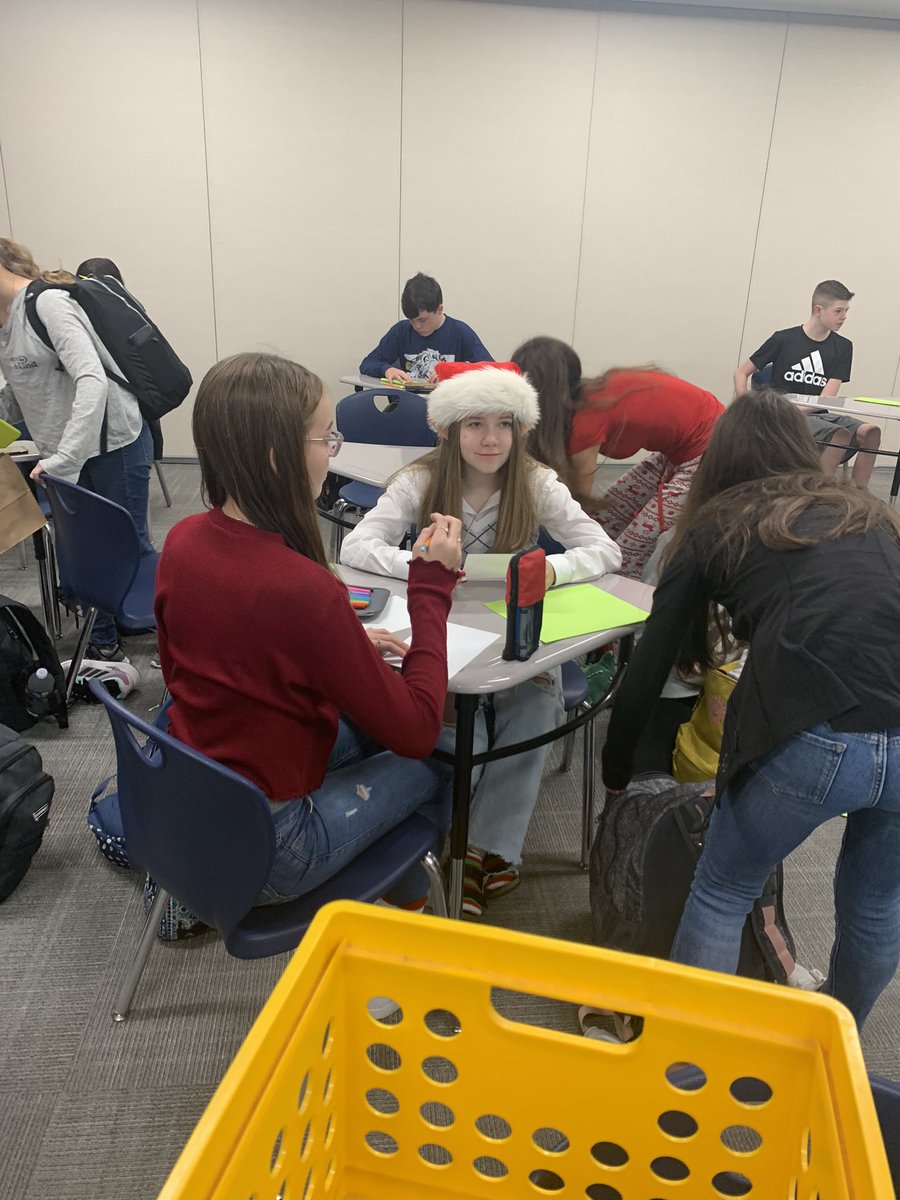 Oak Hills NJHS students creating holiday cards for senior care residents <a href="/HistoryHolcomb/">Holcomb History</a> <a href="/oakhillslions/">The Lions Den</a> @ohjhschoolnews #lovemylions
