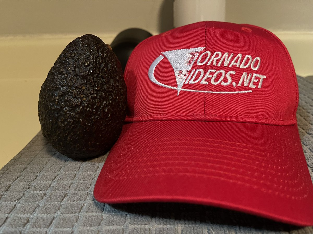 I’m up and ready for todays extreme weather event. I can’t believe there’s a moderate risk and enhanced tornado potential in Minnesota today. @ReedTimmerAccu https://t.co/FnJcWZ4ucW