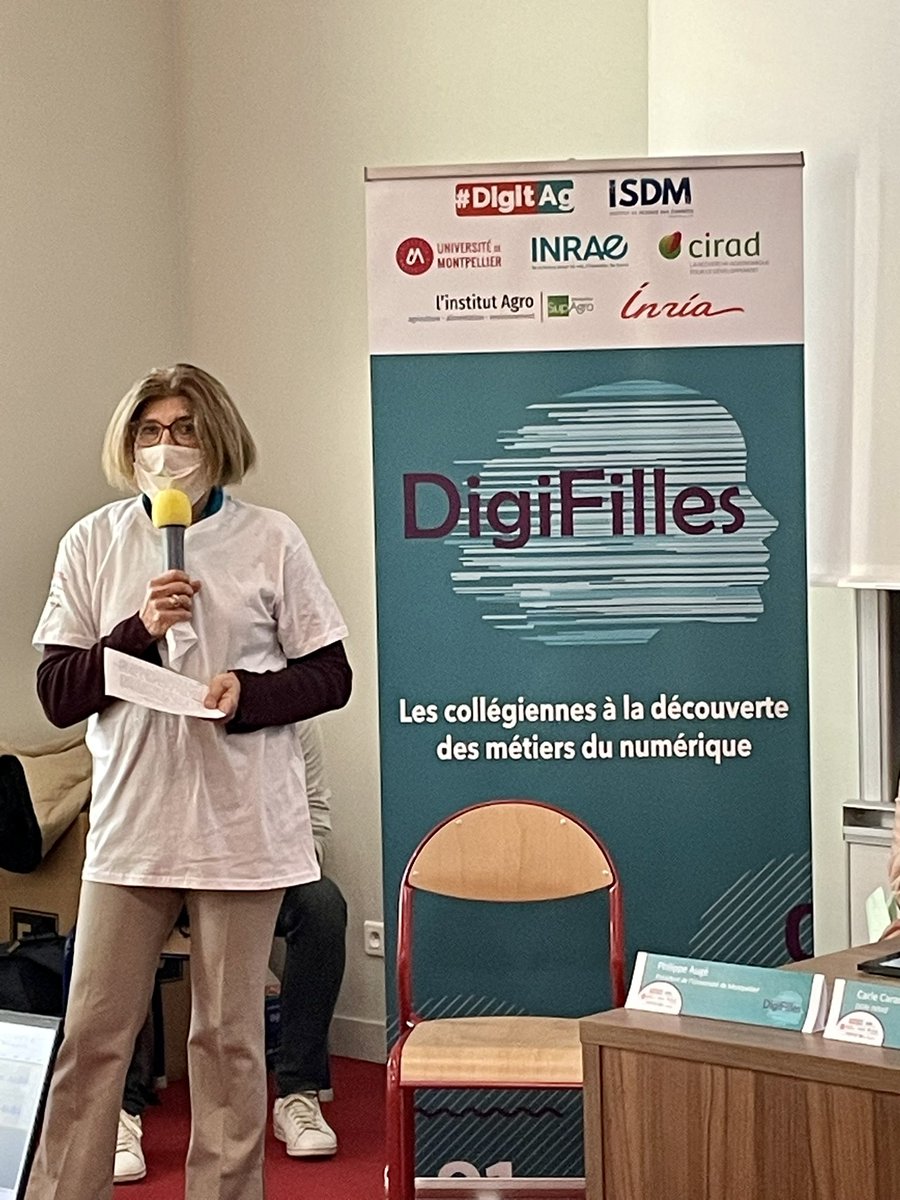 AlexiaGobrecht's tweet photo. Le #numérique au féminin !
Digifilles souhaite sensibiliser les collégiennes sur les #métiers du numériques et les femmes qui les occupent à travers des stages. Bravo à @DigitAgLab et tous les partenaires impliqués dans cette initiative unique en France! https://t.co/I5lfXA7rRq