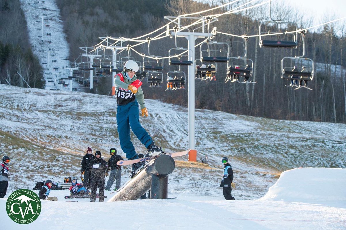 GoCVA's tweet photo. Check out these CVA freestyle snowboard and freeski athletes who busted out some impressive tricks at the Rail Jam last Sunday at Sunday River. @usasa_mainemountain @sundayriverparks @sundayriver @usasasnow #gocva #railjam #railjams #freestyle #freestylesnowboarding #freeski https://t.co/oe8YsgLU99