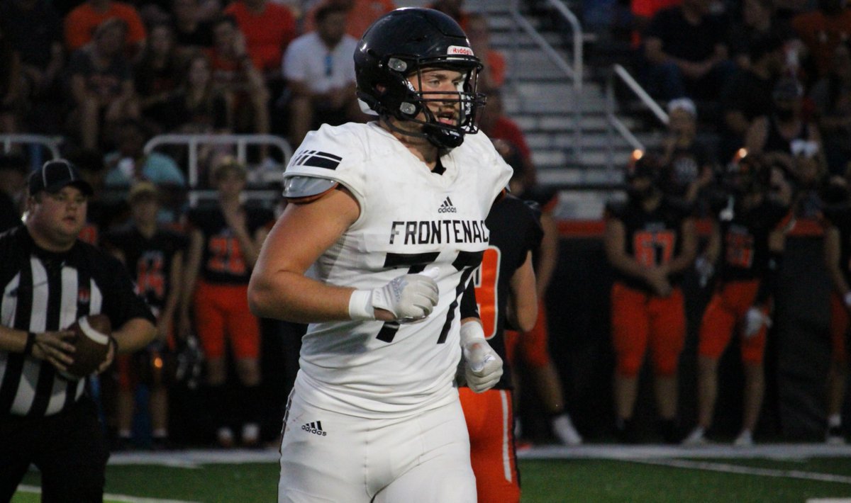 BANG‼️ Frontenac (Kan.) 3⭐️ defensive lineman Landon Dean (<a href="/LandonDean15/">Landon Dean</a>) officially signs with #OKState. 

#LetsRide22 // #GoPokes // #NSD22  
247sports.com/college/oklaho…