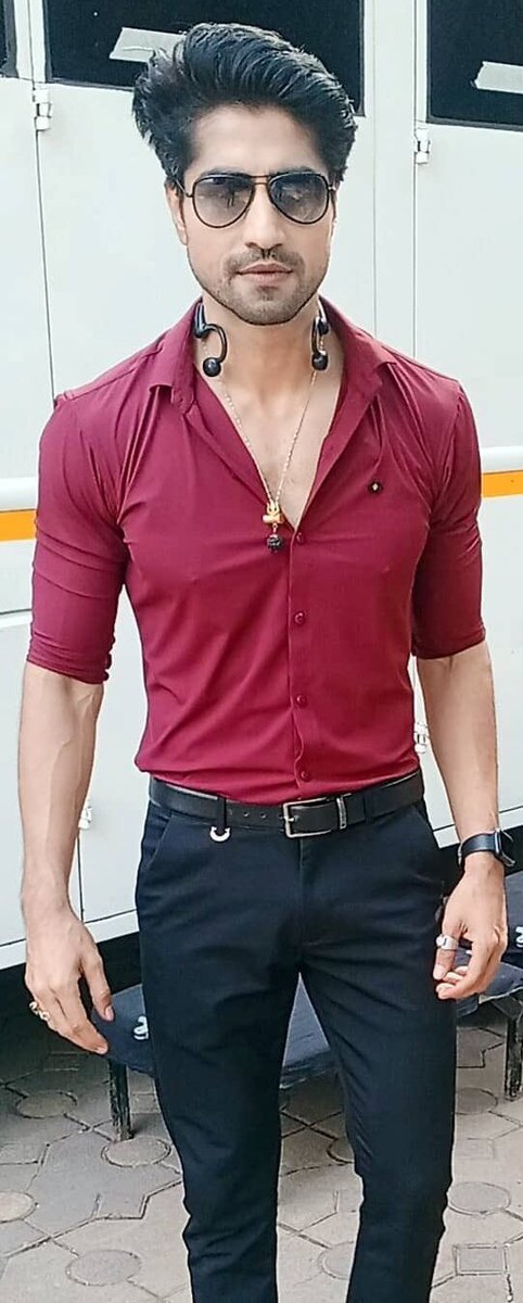 harshad_noah's tweet photo. ❤❤
#HarshadChopda #AbhimanyuBirla 
#YehRishtaKyaKehlataHai #yrkkh https://t.co/REPzkhDLvI