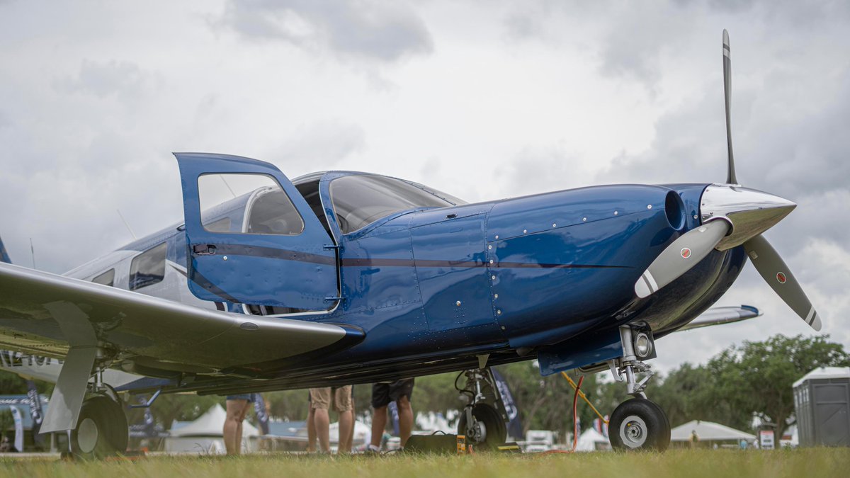 bendixking's tweet photo. Have you seen a more beautiful panel?
Our friends at Boca Aircraft Maintenance have an amazing Saratoga!

#GeneralAviation #BendixKingPanel #BendixKingAvionics #AeroVueTouch #AeroCruze230 #AeroPoint200 https://t.co/AR0uti3uRS
