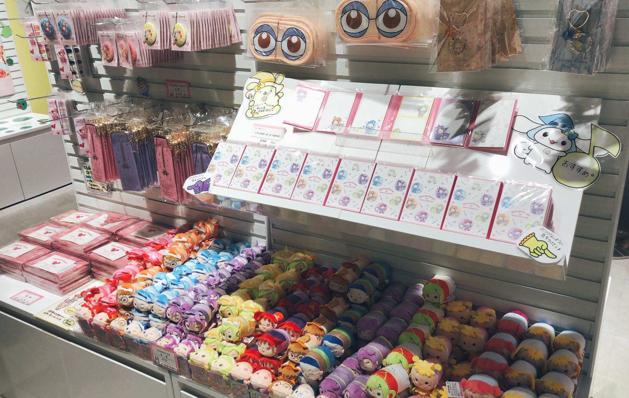 ペケ サンリオ垢 渋谷パルコ6fではニチアサガールズショップも開催されてました おジャ魔女どれみとかナージャとか 妹と一緒に見てたので懐かしい サンリオコラボグッズも少しありました 店員さんが描いた プリンシナモンもかわいかった
