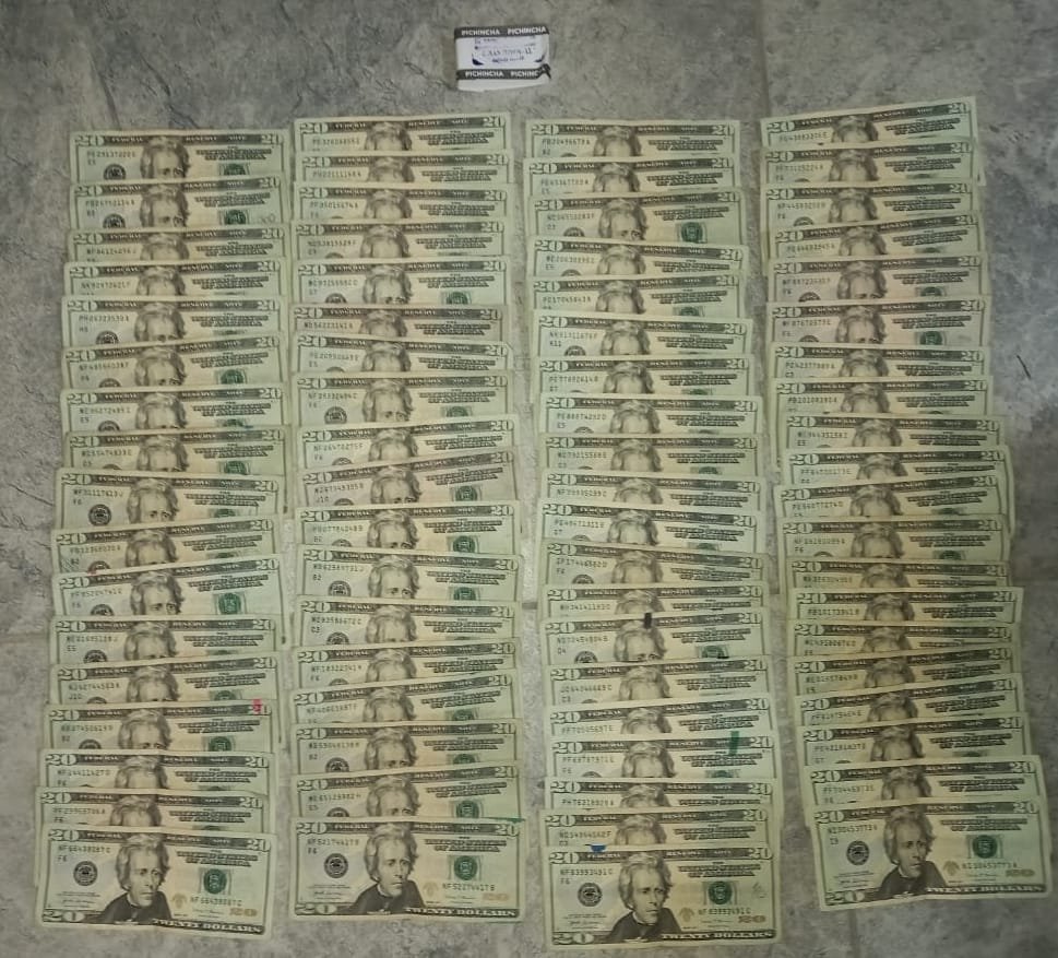 FiscaliaEcuador's tweet photo. En este caso se investiga el presunto cometimiento del delito de lavado de activos, debido al ingreso de dinero al sistema financiero ecuatoriano, que sería producto de un presunto hurto mayor al sistema de salud Medicaid de #EstadosUnidos. #FiscalíaContraElDelito https://t.co/2zTl1S35dw
