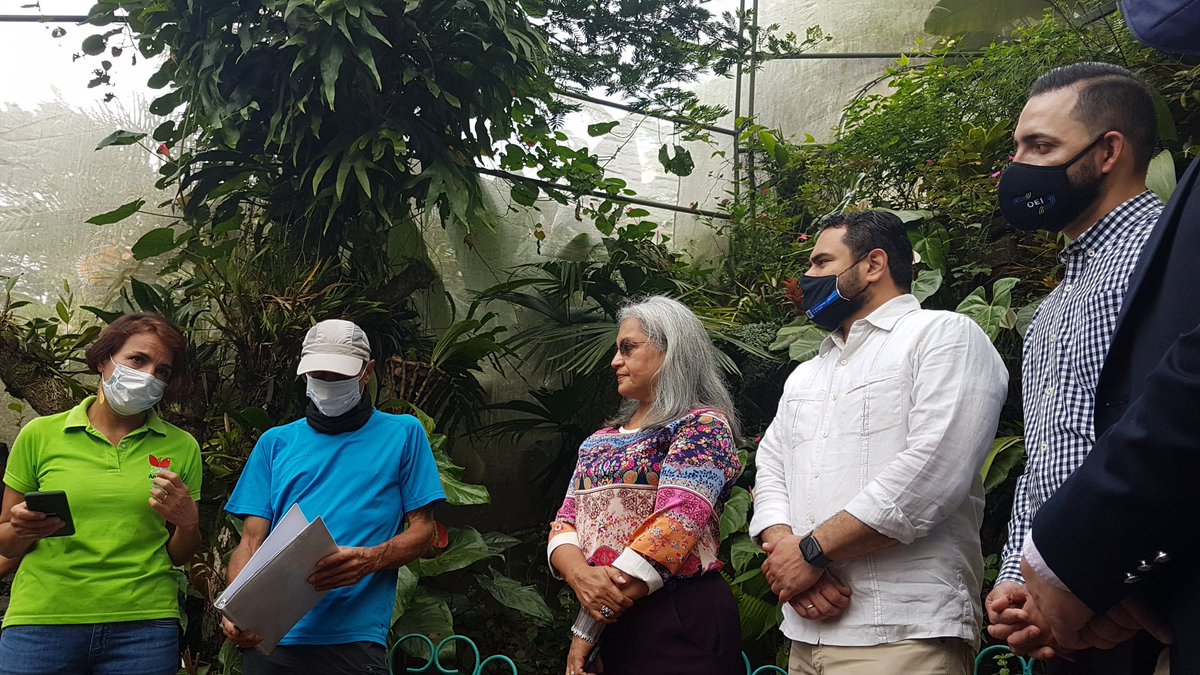 sofiospina_2014's tweet photo. Presentes esta manana en el reconocimiento como centro de apropiacion del conocimiento x parte de MinCiencias y Tecnologia al Mariposario #Andoke Cgto Los Andes. Un orgullo para nuestra Comunidad rural del Cgto Los Andes y para #Cali tener este tesoro en nuestro territorio.BRAVO! https://t.co/SBNXzc1yOW