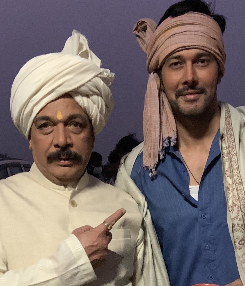 Rajneesh Duggal,a truly versatile film-world star is impressing one and all by his performance during the shoot of movie Bal Naren, produced by Shri Kamal Mukut n being directed by Mr Pawan Nagpal.
Loving working with you Rajneesh !
God bless …
@rajnieshduggall 
@kamalmukut
