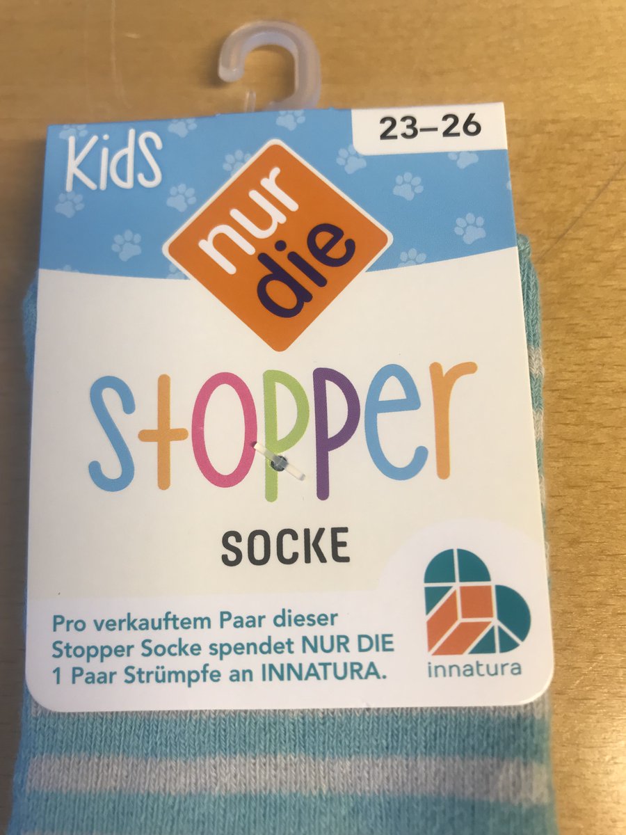 Jule63's tweet photo. Aktuell im #DroNova Markt: die #nurdie Söckchen mit der diesjährigen @innaturaSpenden Kampagne sind da! Für jedes verkaufte Paar gibt´s ein paar Socken für den gemeinnützigen Sektor. Danke an @Hanes Deutschland für diese tolle Aktion. Auch als Weihnachtsgeschenk bestens geeignet! https://t.co/GJusvwjXcB