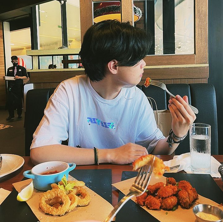 maureenvera_'s tweet photo. Cutie migwy🥺 https://t.co/6SHWdnX7dW