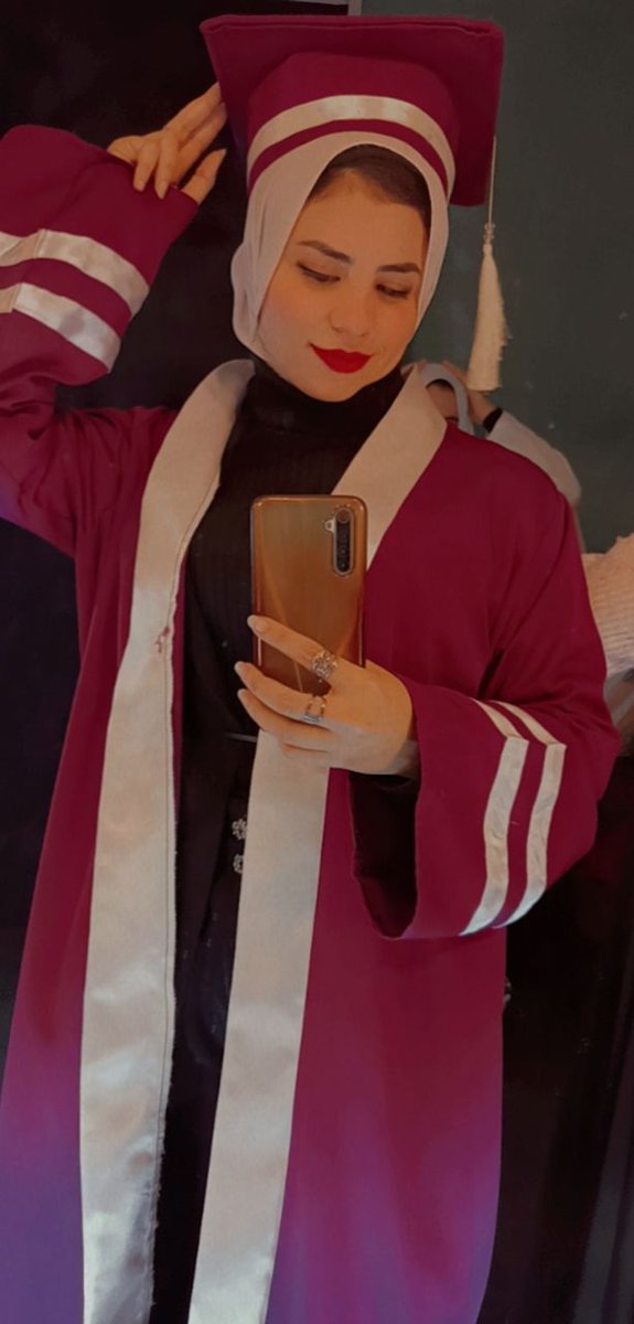 EmanSha84068572's tweet photo. Who is preparing for his graduation now I am gonna be a full Angel 😇 who has Lovely wings ❤️❤️❤️ https://t.co/ma13ZtFMlJ