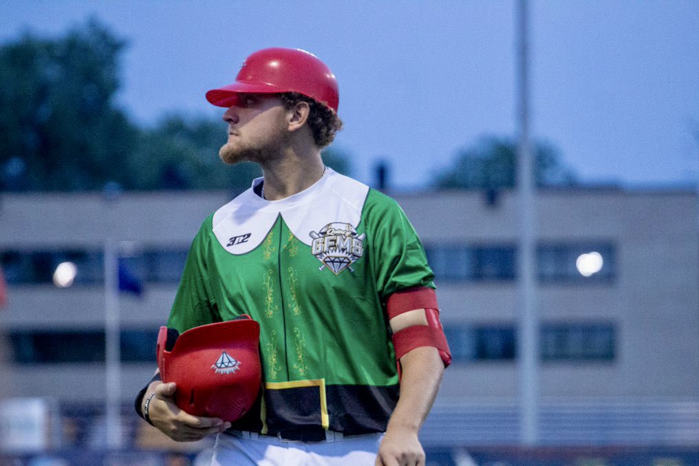 🚨 GIVEAWAY ALERT! 🚨

We are giving you a chance to win one of our “Elf” themed jersey’s from this past season.

All you have to do is: 

- Like &amp; Follow the Gems page.

- Comment your favorite Christmas movie.

- Share this post. 

Winner will be drawn tomorrow (Dec. 16th) 🎄🎁