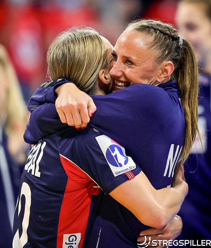 stregspiller's tweet photo. A concentrated performance vs @rushandball take @NORhandball to the semifinals at @SheLOVsHandball #NORRUS 34:28
#SheLovesHandball https://t.co/9luO2nspIt