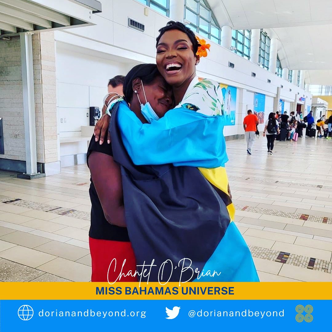 DorianandBeyond's tweet photo. When Miss Bahamas Universe Chantel O’Brian made history she helped put The Bahamas even-more on the world map. Nobody more than her mom, a Haitian-born immigrant, helped put her there. 🇭🇹

Today our Spirit of Carnival awardee returned home to Nassau + into her mother’s arms. 🇧🇸 https://t.co/7Duj6JYBtF