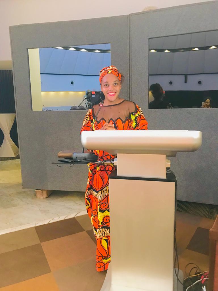 10ème RÉUNION ANNUELLE DU PARTENARIAT DE OUAGADOUGOU
J'ai co-organisé,ce 13 Décembre 2021 à l'hôtel 2 Février,avec mes pairs une journée de restitution de l'atelier Régional des jeunes tenu à Abidjan du 13 au 15/9/21 aux différentes organisations de jeunes des 6 régions sanitaire