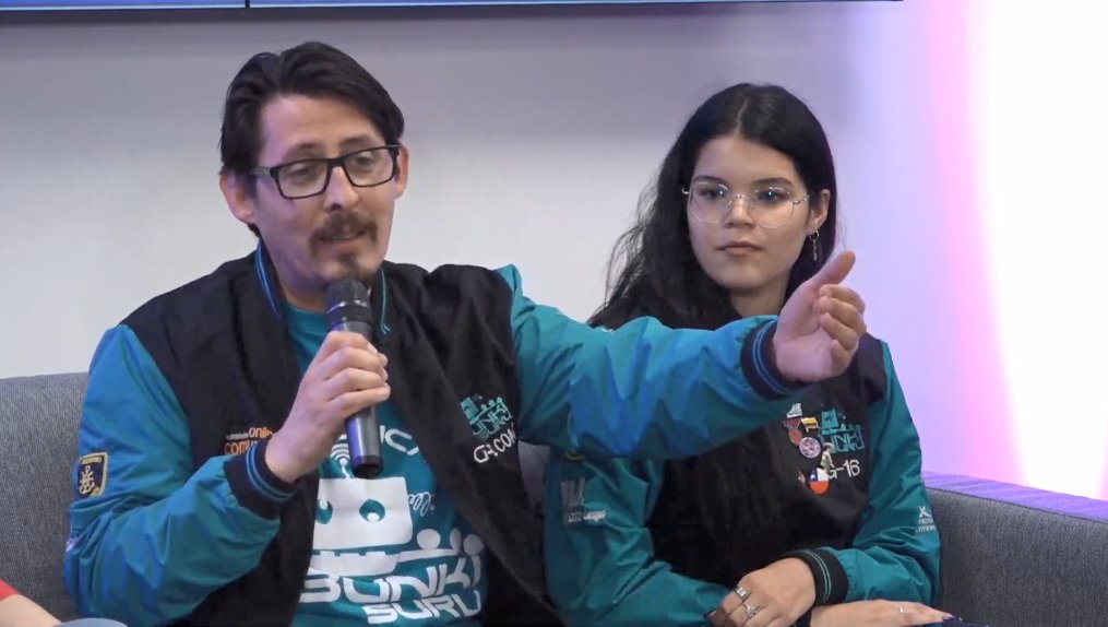 fpaisdigital's tweet image. 🗣️ &quot;Motivar e inspirar son conceptos totalmente diferentes. Motivar es dar palabras de apoyo, mientras que inspirar es dar el ejemplo&quot;, Rodrigo Dahmen, profesor que formó parte de &apos;Bunki Suru&apos;, equipo que logró el 3° lugar de #RoboticFest2021.