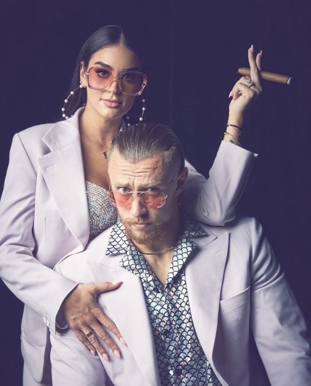 limajuliettango's tweet image. #ProBowlVote @gkittle46 
#ProBowlVote Claire Kittle 

Retweets count x2 today. RT to vote!