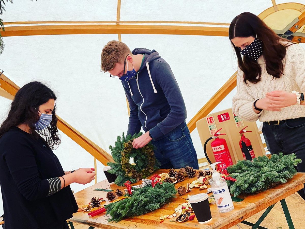 oxford_park's tweet photo. It was wreath making central here in the #WinterDome on The Market Place @oxfordbusinesspark today. Socially distanced Christmas crafting in our beautiful festive dome for those having to ‘work from work’. Special thanks to Santa’s helpers Dave & Graham from @nurturegroup_uk https://t.co/lAZ78nkud4