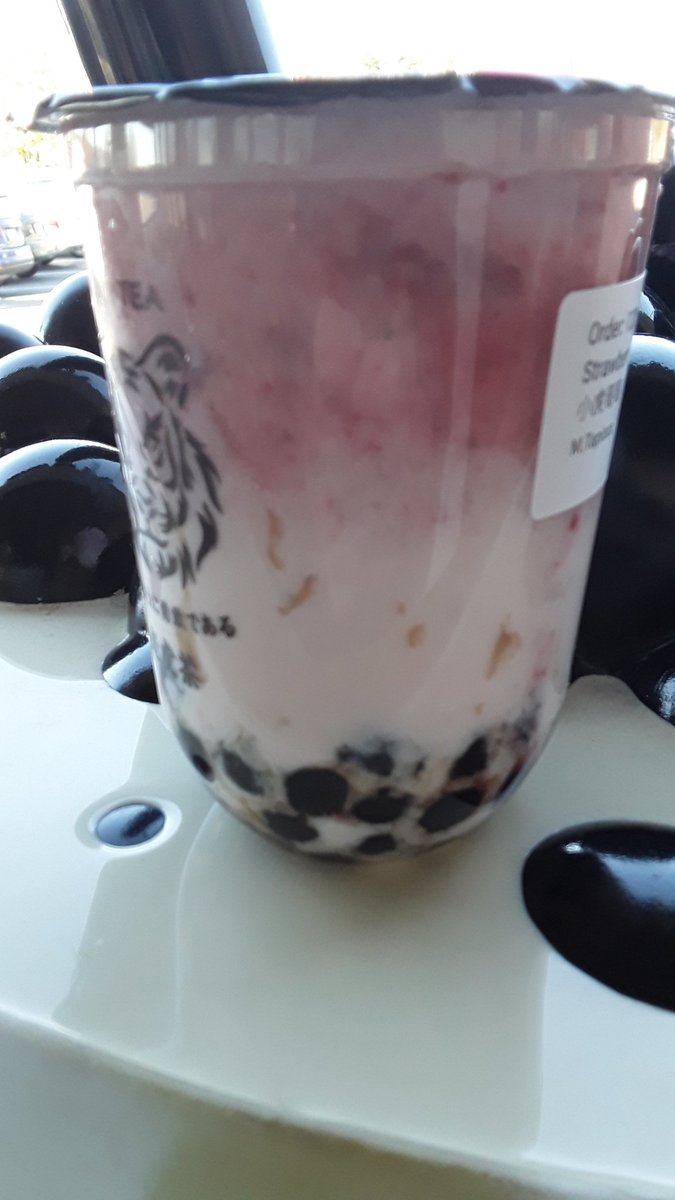angariusangel's tweet photo. Finished up some errands and now I'm treating myself to a nice Strawberry Wow Milk Boba Tea!
#bobatea #tigertea https://t.co/mW3lqyqCRO