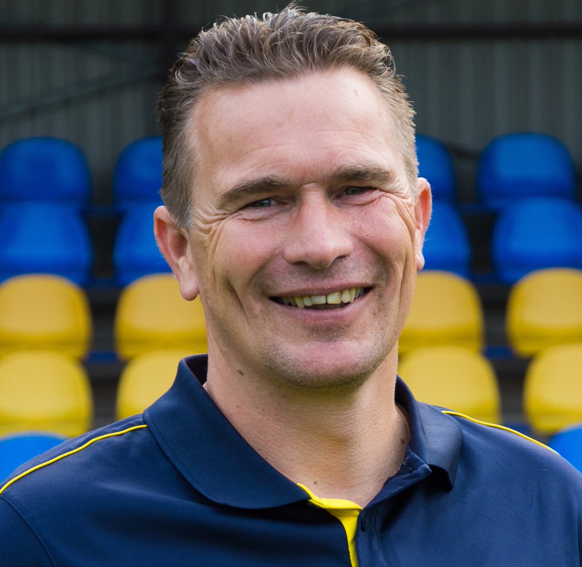 Karlo Meppelink nieuwe hoofdtrainer van vv Staphorst.
vvstaphorst.nl/1/2068/karlo-m…