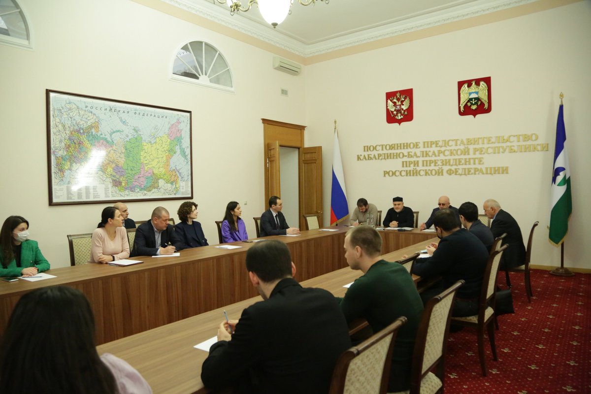В Постоянном Представительстве Кабардино-Балкарской Республики прошла панельная дискуссия
islamission.ru/news/v-postoya…
