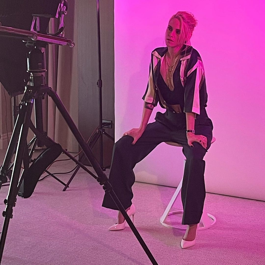 Kristen Stewart nos bastidores da sessão de fotos para o Los Angeles Times 💜