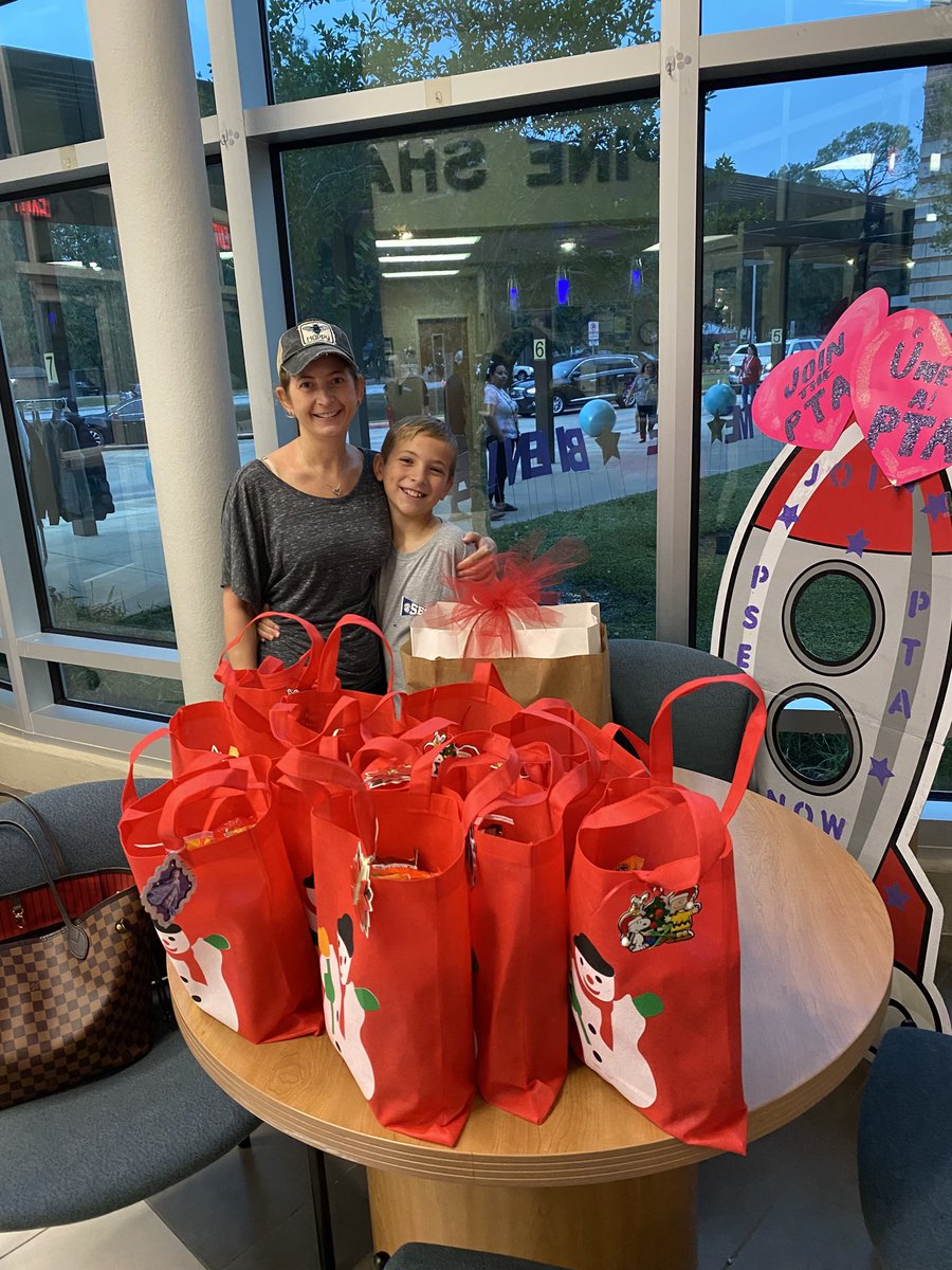 PSE proud of fifth grader, Aiden, and his mom, Jennifer for their donation of Christmas bags for students and a set of Harry Potter books to our library.🎄❤️  
Merry Christmas!❤️