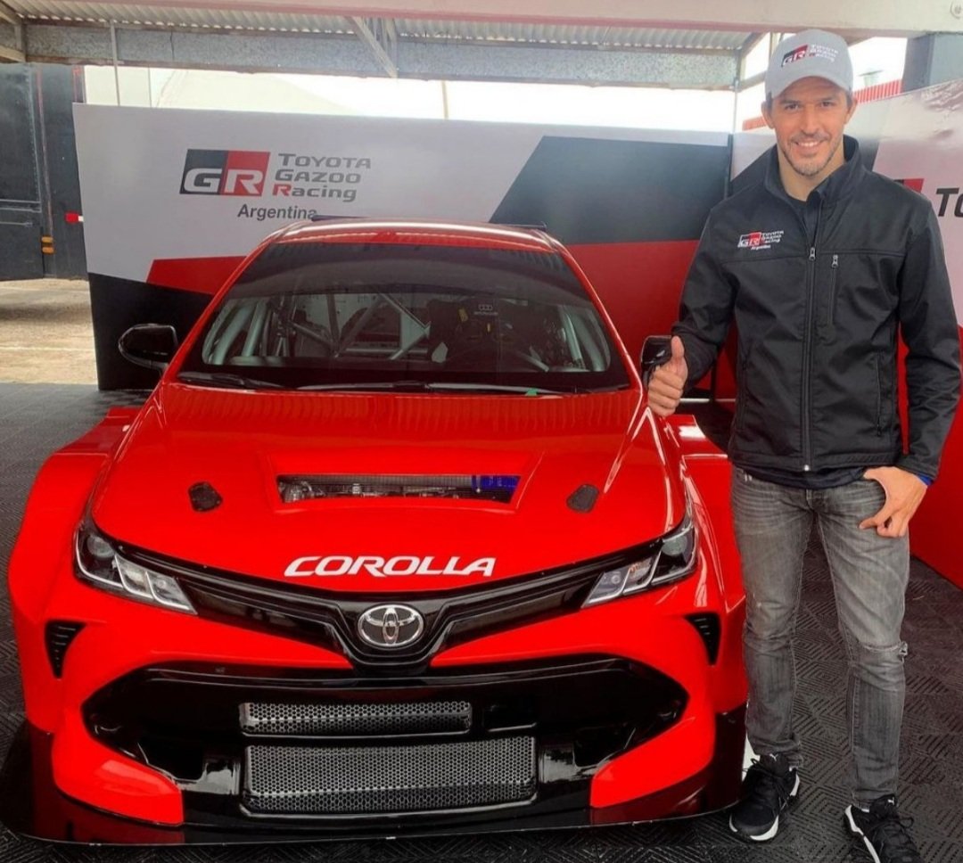 tcrsouthamerica's tweet photo. El nuevo Toyota Corolla TCR ya está en pista. Primera prueba del auto que correrá en todo el mundo! https://t.co/RvLdol4CO7