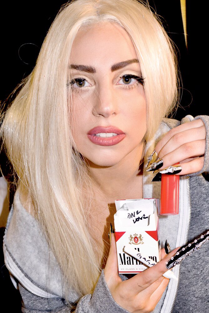 lady gaga smoke cigarettes Why was allowed to promote smoking at the VMAs? Gaga Smokes Pot on Stage