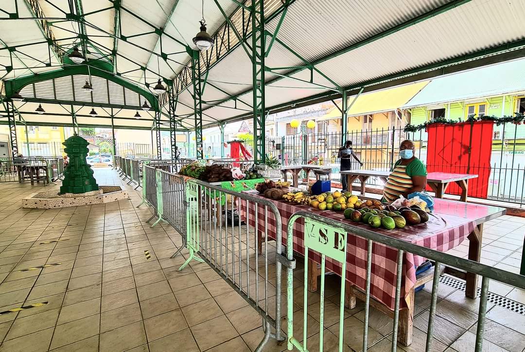 La Ville du Saint-Esprit a le plaisir de vous convier à la grande Foire Agricole qui se tiendra le samedi 18 décembre 2021, de 6 heures à 
13 h 30 au Marché Couvert du Bourg.

Renseignements 👉 Service Jeunesse et Développement Économique : 05 96 73 07 46