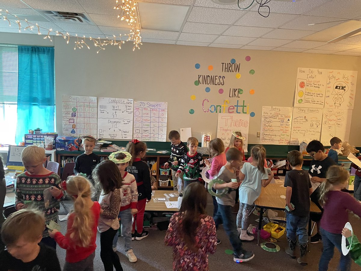 First Grade has been learning about goods and services the past few weeks. Yesterday we got to sell the goods we’ve created for our Christmas ornament store. And we got to shop at the wreath store and cookie shop! Successful shopping trip! 🛍 #MambrinoSTEAM #headinthegame