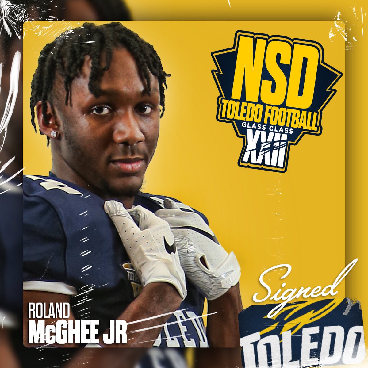 We’re Official Now! 🚀🚀<a href="/CoachRossWatson/">Ross T Watson</a> <a href="/ToledoFB/">Toledo Football</a> <a href="/CoachCandle/">Jason Candle</a>