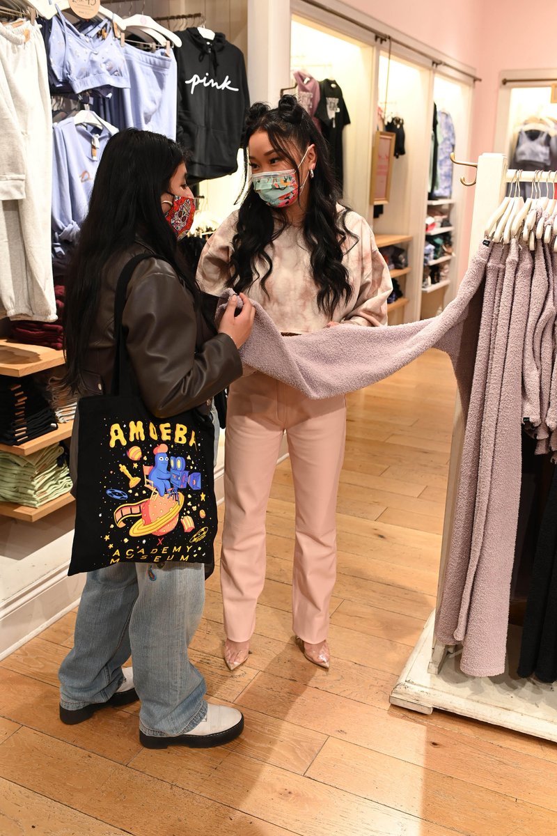 campuspride's tweet photo. THANK YOU to @VSPINK for the Holiday Shopping Experience for LGBTQ youth!! Five students from Woodbury University and University of Redlands received a VIP shopping experience last week with actress/singer Lana Condor at the Glendale Galleria PINK Store in LA! 🛍️💝 #pinkproud https://t.co/eufeXgljWP