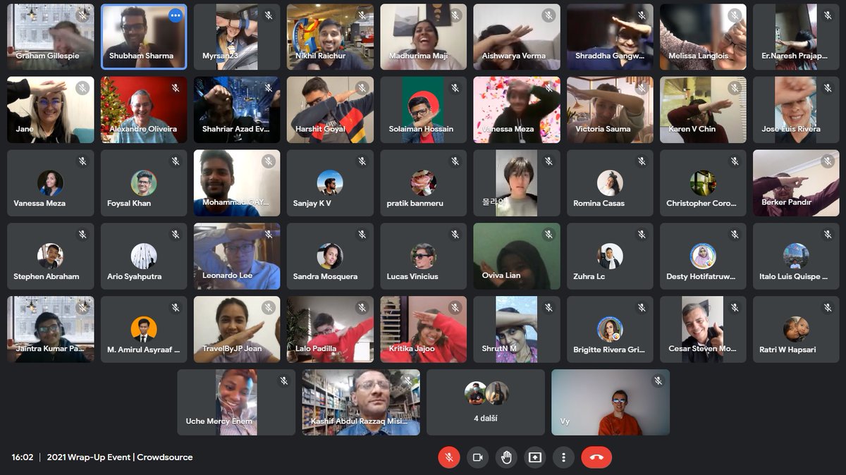 Poslední letošní video call  #GoogleCrowdsource 
50 lidí z celýho světa  #community  #CrowdsourceCzechia