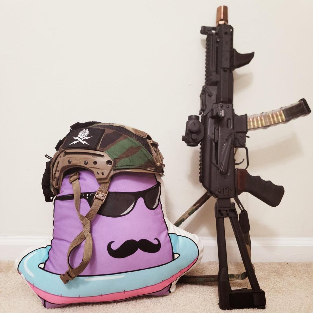 TheVoodooPriest's tweet photo. @SpookyBoysCC Spooky Security #6416 standing by. https://t.co/qsyaE3XjXf