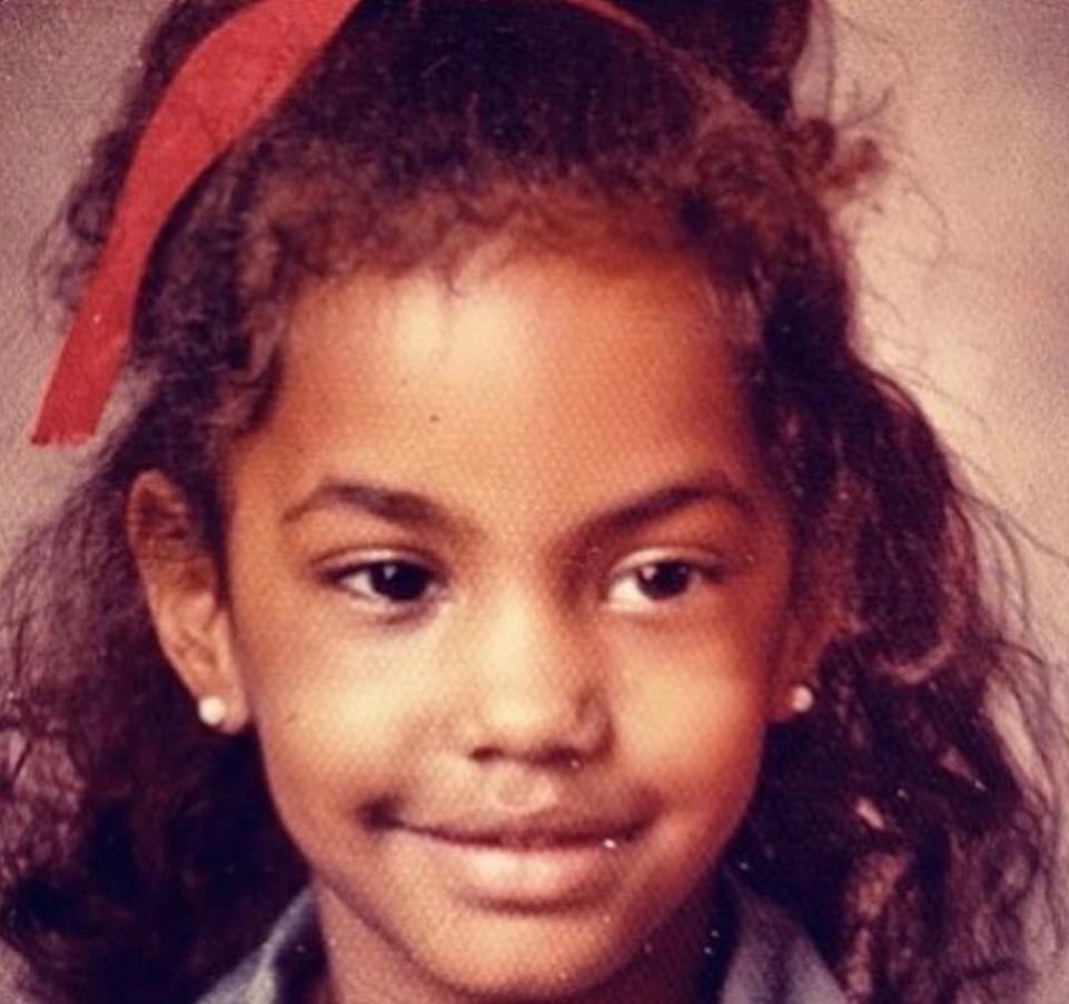 Happy Birthday to Kim Porter. Today she would have turned 51 years old. RIP 