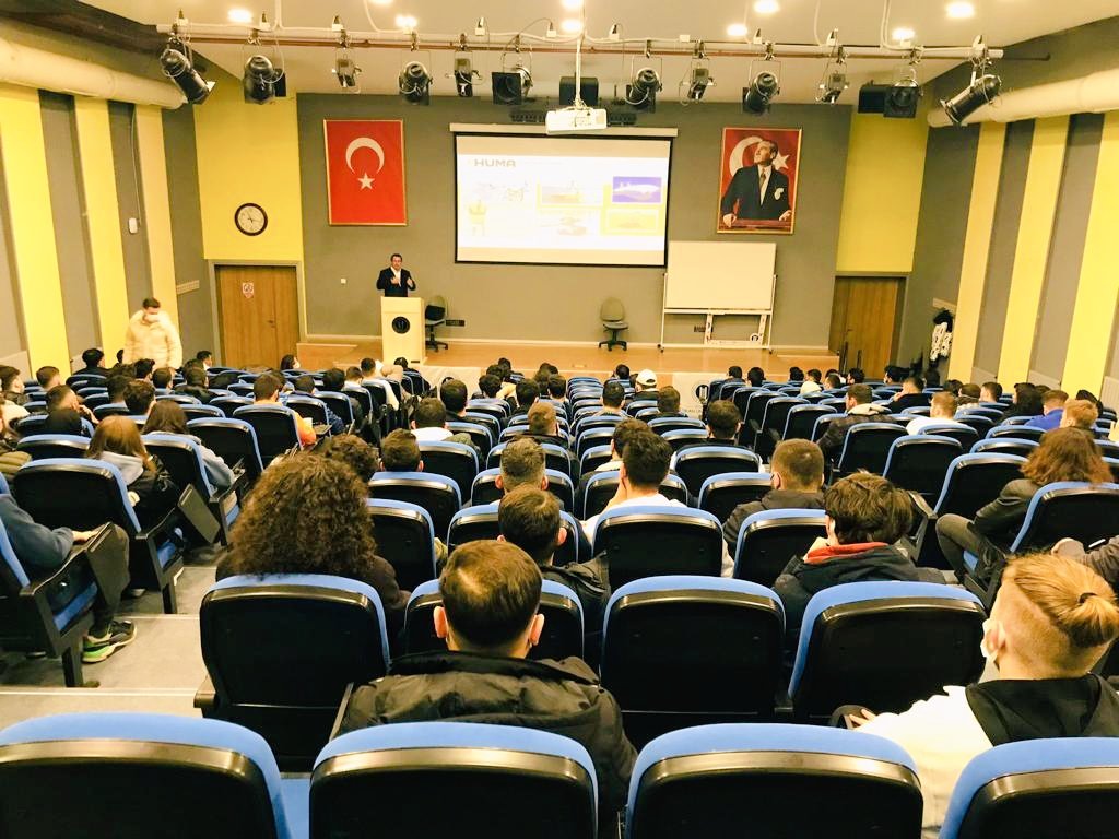 Humatrcom's tweet photo. Huma İnsansız Araç Çözümleri Genel Müdürü Naci Cansun, @okanedu Tuzla Kampüsü Meslek Yüksekokulunda 'İnsansız Araç Teknolojileri' konulu eğitim semineri gerçekleştirdi. 

#drone #teknoloji https://t.co/zGw33sjEMr