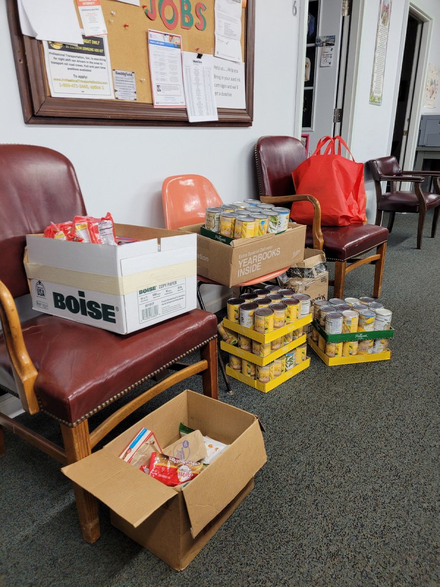 PHS Counselors (@phsguidancedept) on Twitter photo Thanks to everyone who has donated to Miami County Helping Hands! Keep it up! <a href="/PeruHighSchool/">Peru Junior Senior High School</a> Thanks to everyone who has donated to Miami County Helping Hands! Keep it up! <a href="/PeruHighSchool/">Peru Junior Senior High School</a>