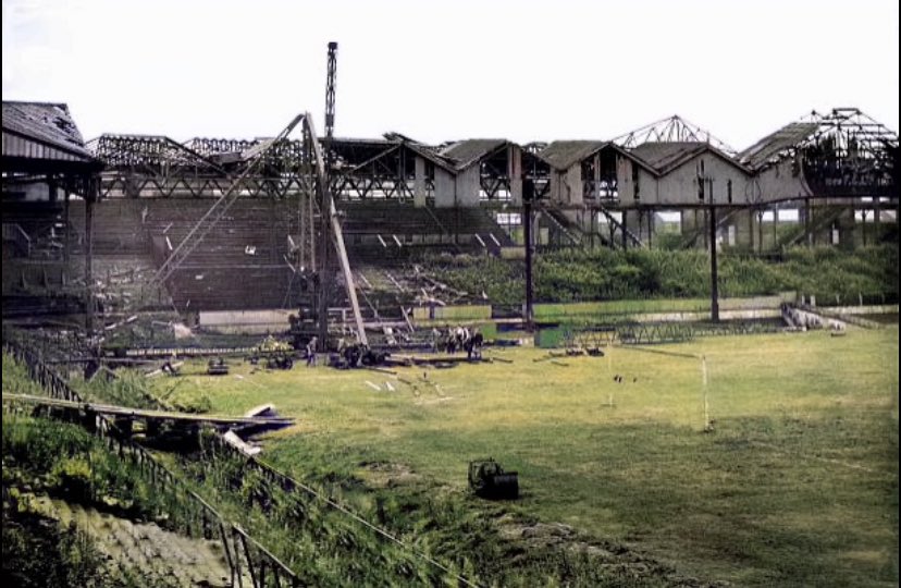 ManUtdHeritage's tweet photo. Old Trafford, after the bombings of WW2 (1945) #MUFC https://t.co/Ase9i7Pkp5