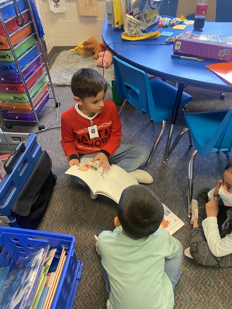 Ssala0502's tweet photo. My 2nd graders reading to these cuties in kinder! We’re excited to share some beautiful stories before Christmas 😊 @JHaleyBulldogs https://t.co/MPjS8MvmnM