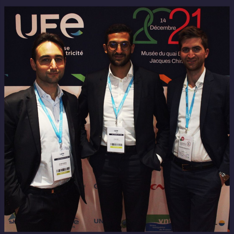 colombus's tweet photo. Notre équipe s'inspire au colloque de @ufelectricite, un événement prestigieux autour de responsables politiques et de dirigeants d'entreprise de premier plan - L'occasion d'échanger les enjeux de la transition énergétique @GoldbergNic @LaraquiMamoun #COLLOQUEUFE2021 https://t.co/esv5na8hMg