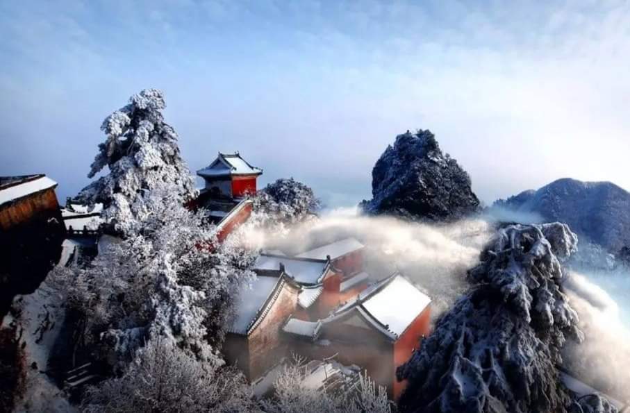 baihua610426's tweet photo. 武當雪景 https://t.co/2hLXcACdpx